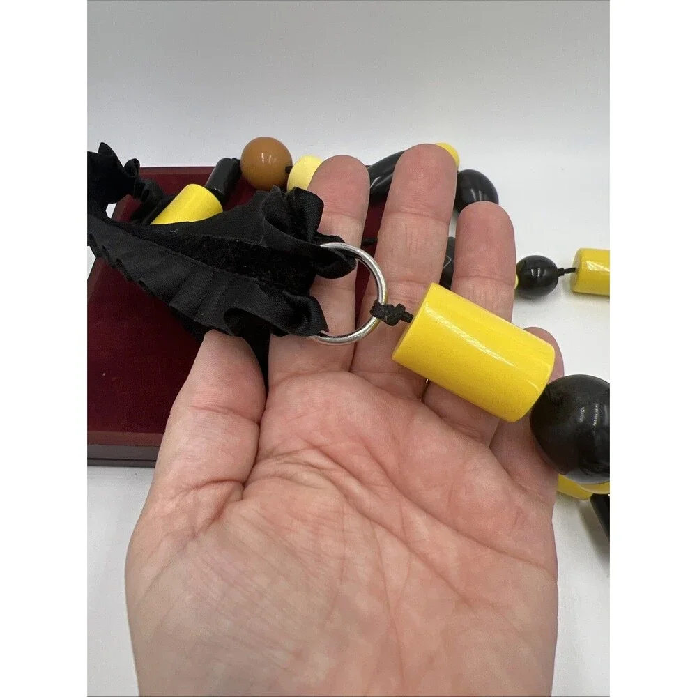 Designer Justin Giunta SUBVERSIVE Statement Long Yellow/Black Necklace 52